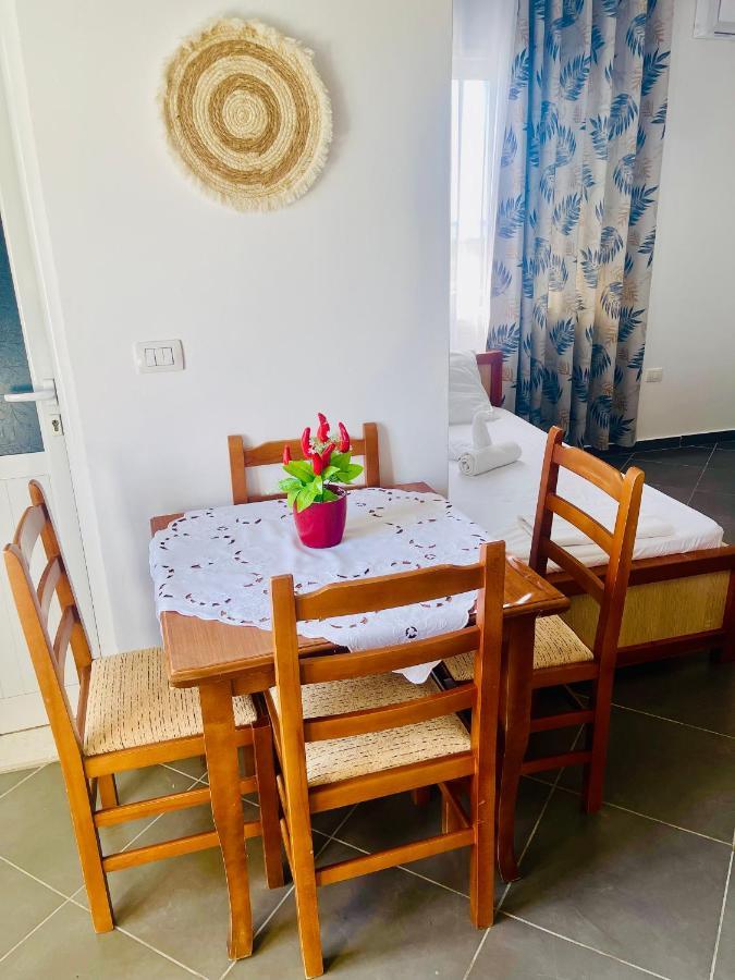 Kred Hotel Orikum Εξωτερικό φωτογραφία