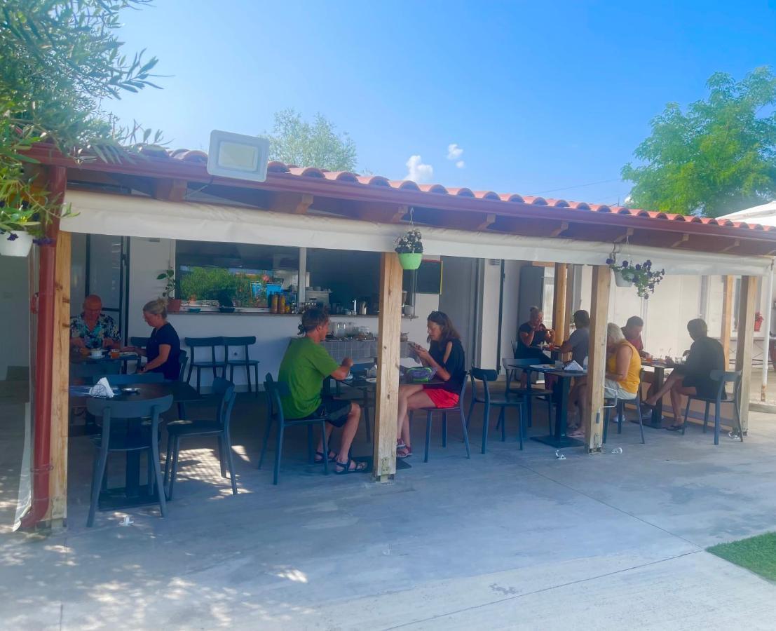 Kred Hotel Orikum Εξωτερικό φωτογραφία